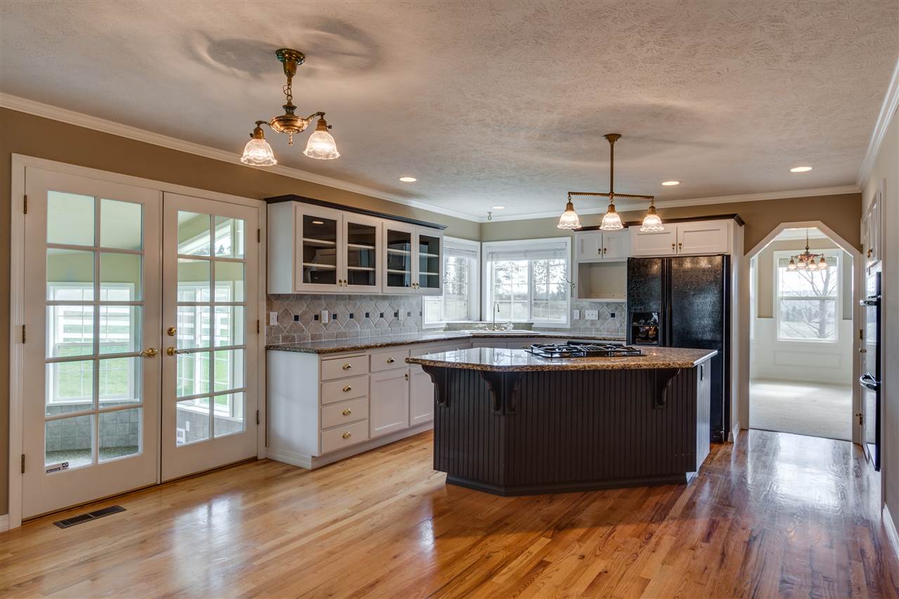 11611 South Baltimore Road Spokane, WA 99223 - Photo 3 of 20 Gallery Image 3