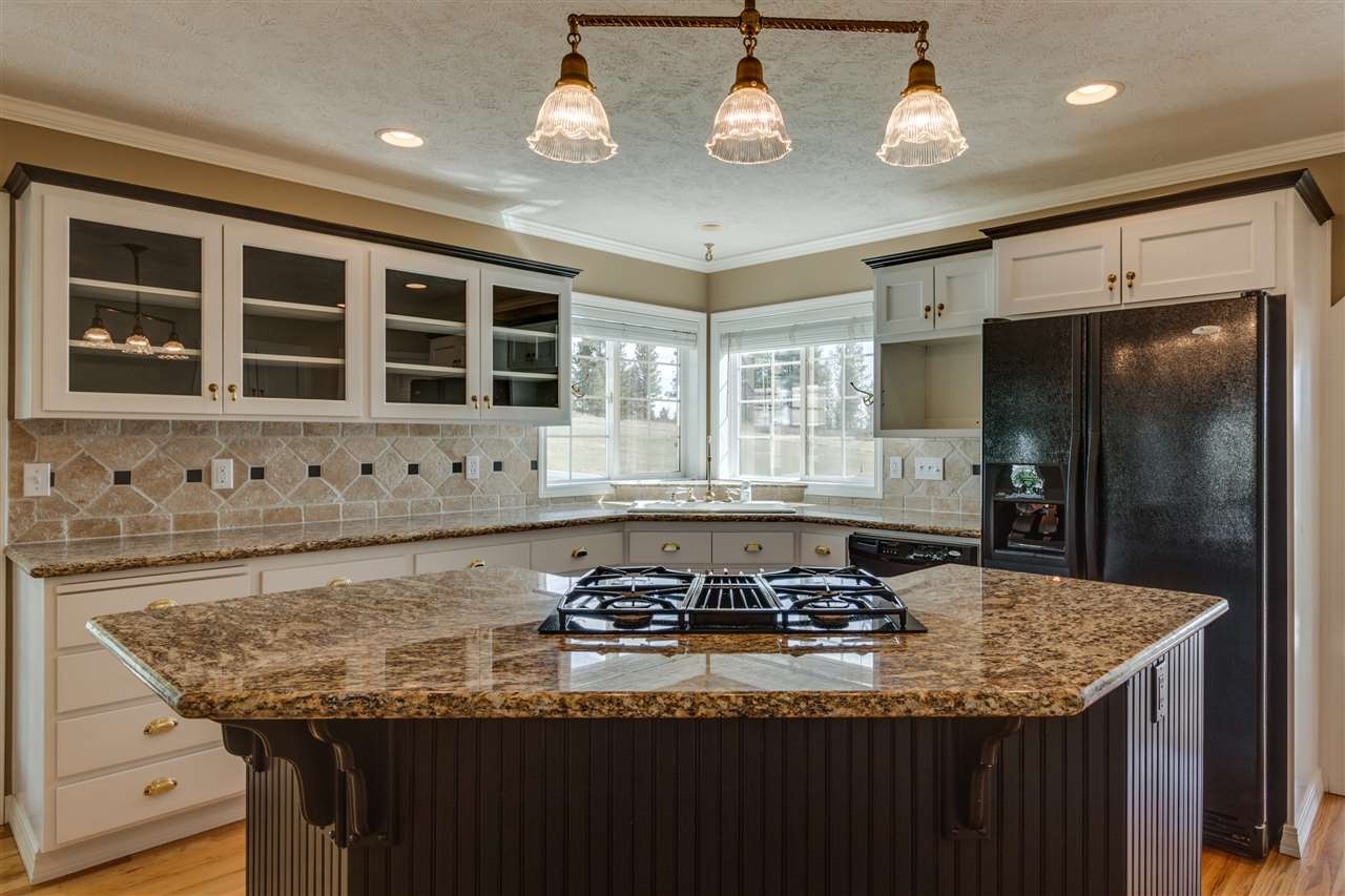 11611 South Baltimore Road Spokane, WA 99223 - Photo 4 of 20 Gallery Image 4