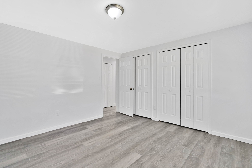 217 Mazarin Street Springfield, MA 01151 - Photo 20 of 33