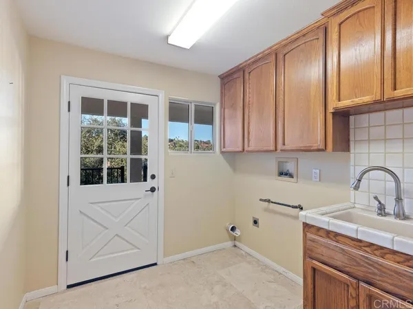 $1,525,000 | 2230 Calle Dos Lomas, Fallbrook, CA 92028