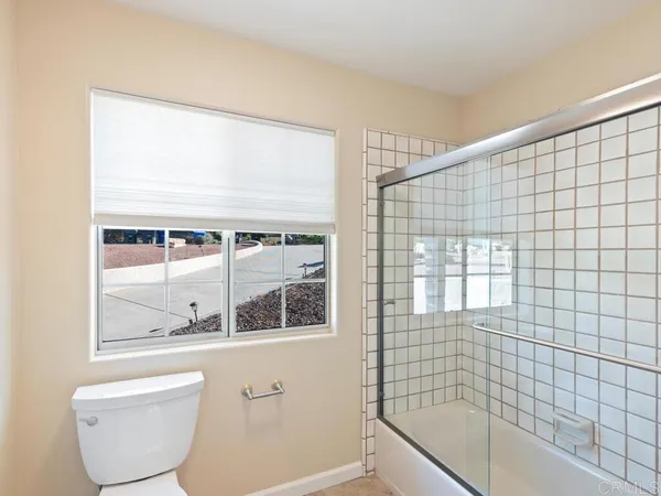 $1,525,000 | 2230 Calle Dos Lomas, Fallbrook, CA 92028