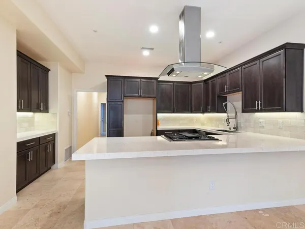 $1,525,000 | 2230 Calle Dos Lomas, Fallbrook, CA 92028