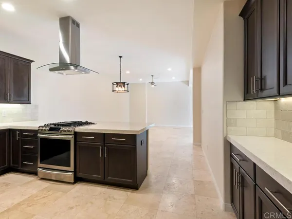 $1,525,000 | 2230 Calle Dos Lomas, Fallbrook, CA 92028