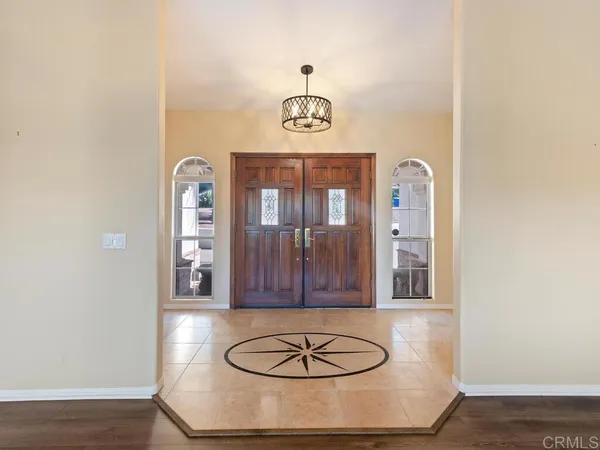 $1,525,000 | 2230 Calle Dos Lomas, Fallbrook, CA 92028