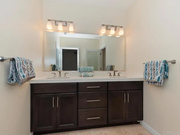 $1,525,000 | 2230 Calle Dos Lomas, Fallbrook, CA 92028