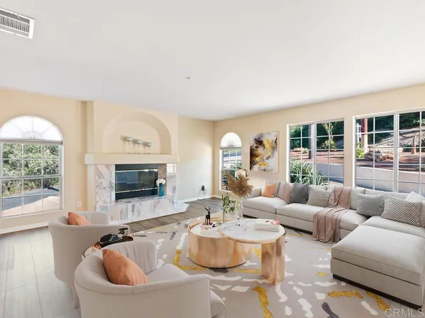 $1,525,000 | 2230 Calle Dos Lomas, Fallbrook, CA 92028