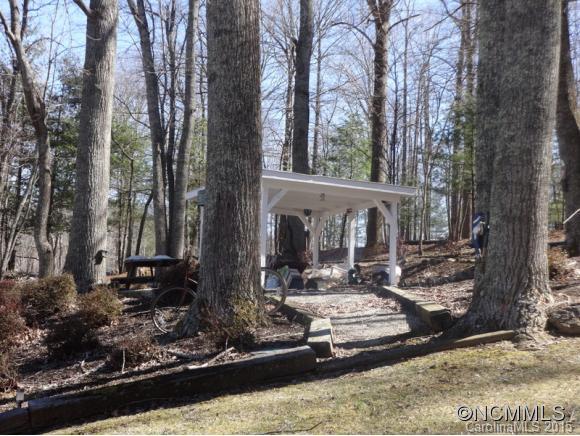 236 Pitman Road Bakersville, NC 28705 - Photo 16 of 24 Gallery Image 16