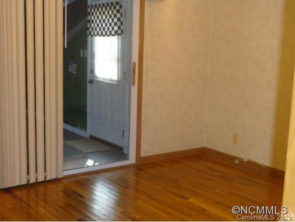 236 Pitman Road Bakersville, NC 28705 - Photo 8 of 24 Gallery Image 8