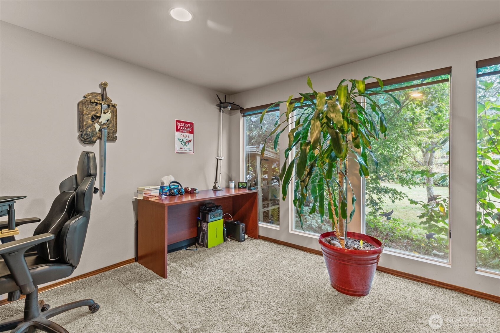 13314 Yeager Road Monroe, WA 98272 - Photo 24 of 40 a workspace with furniture and window
