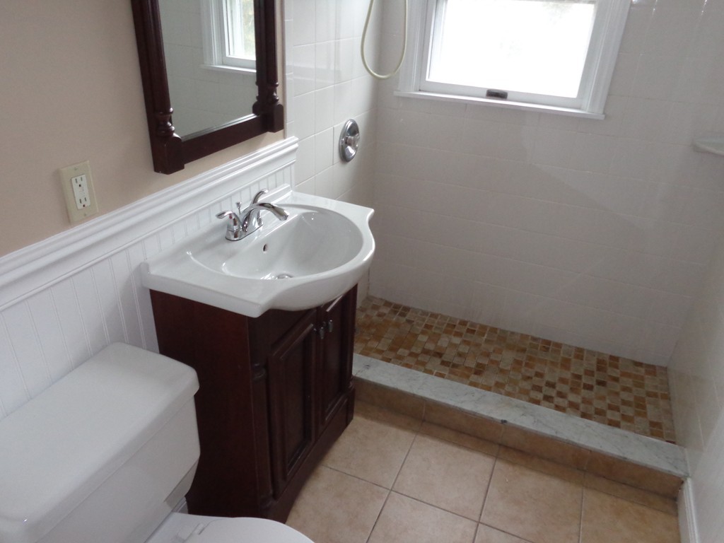 221 Upper County Road Dennis, MA 02639 - Photo 9 of 13