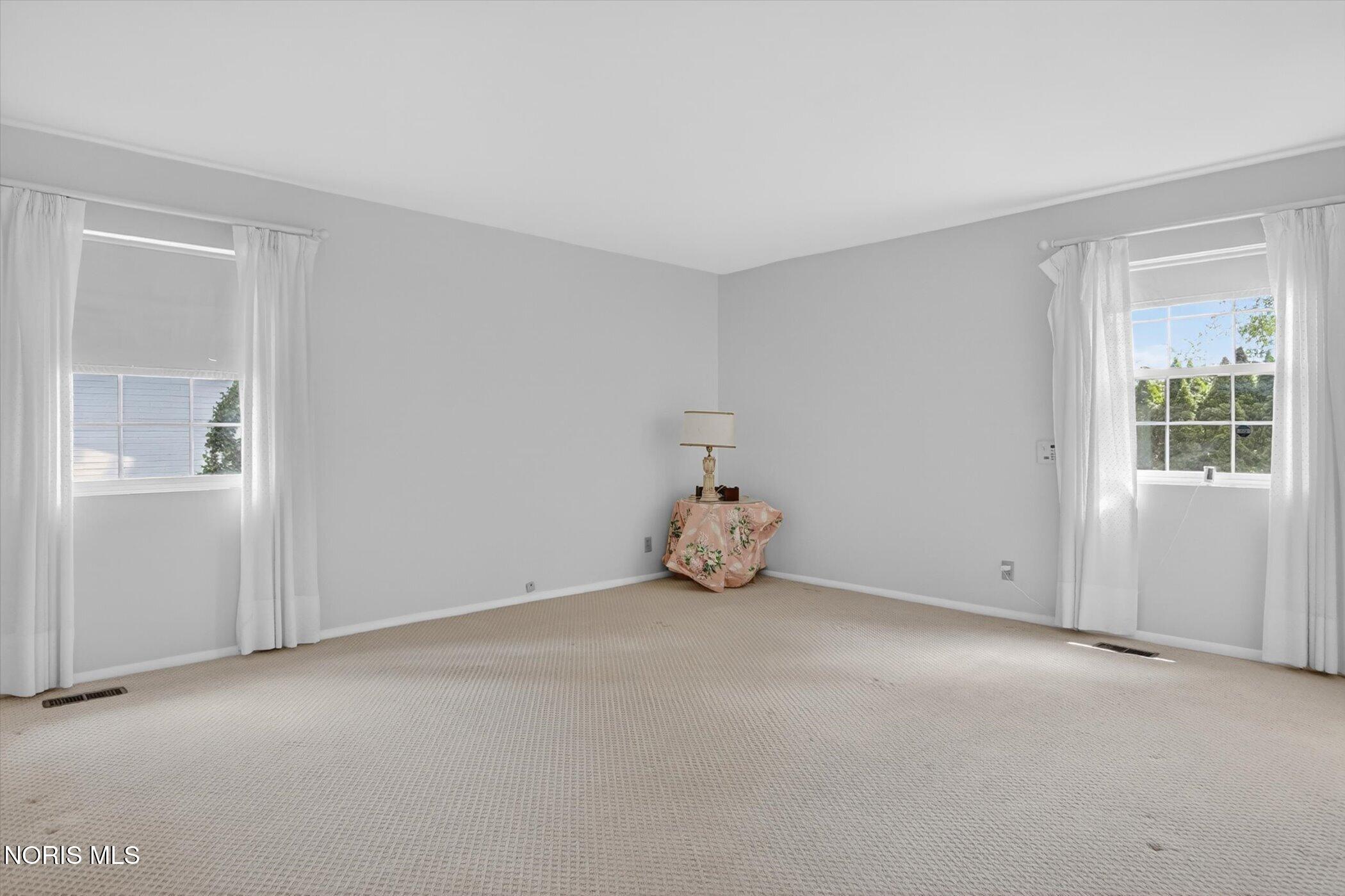 3860 Surrey Road Toledo, OH 43623 - Photo 26 of 45 Gallery Image 26