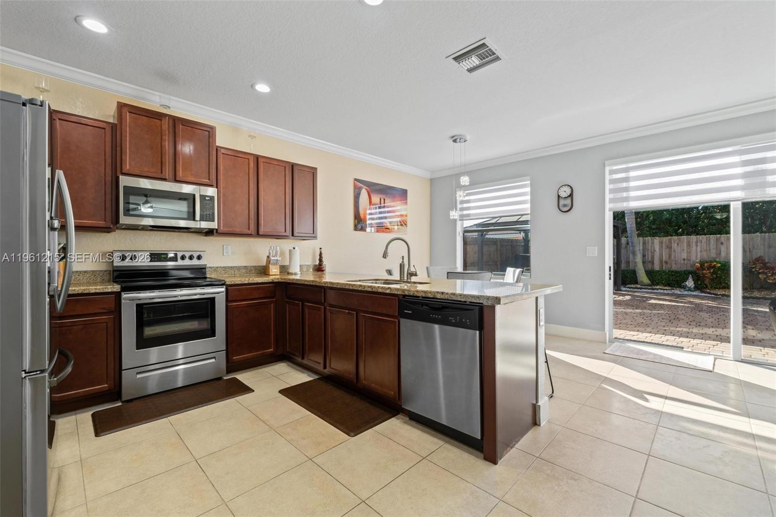 4182 Northeast 20th Street Homestead, FL 33033 - Photo 16 of 54