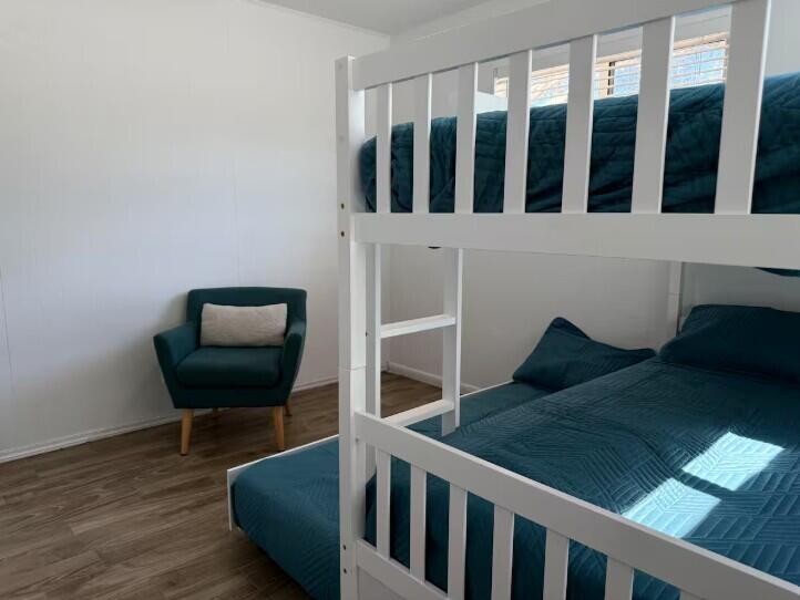 516 East Whitney Drive Jupiter, FL 33458 - Photo 27 of 47 a living room with furniture