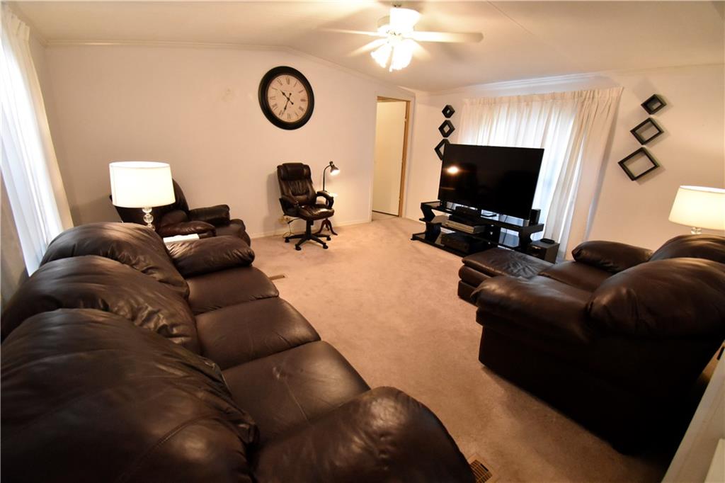 186 Hobbs Run Road Mount Morris, PA 15349 - Photo 4 of 15
