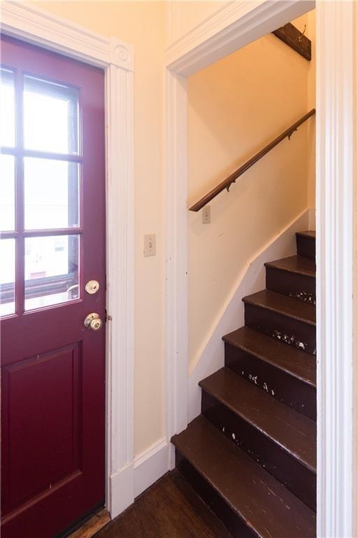 54 Malbone Road, Unit 1 Newport, RI 02840 - Photo 11 of 16