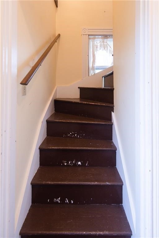54 Malbone Road, Unit 1 Newport, RI 02840 - Photo 12 of 16