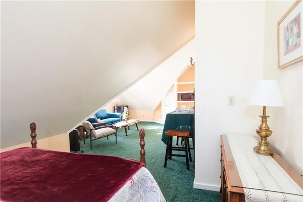 $1,350 | 54 Malbone Road, Unit 1, Newport, RI 02840