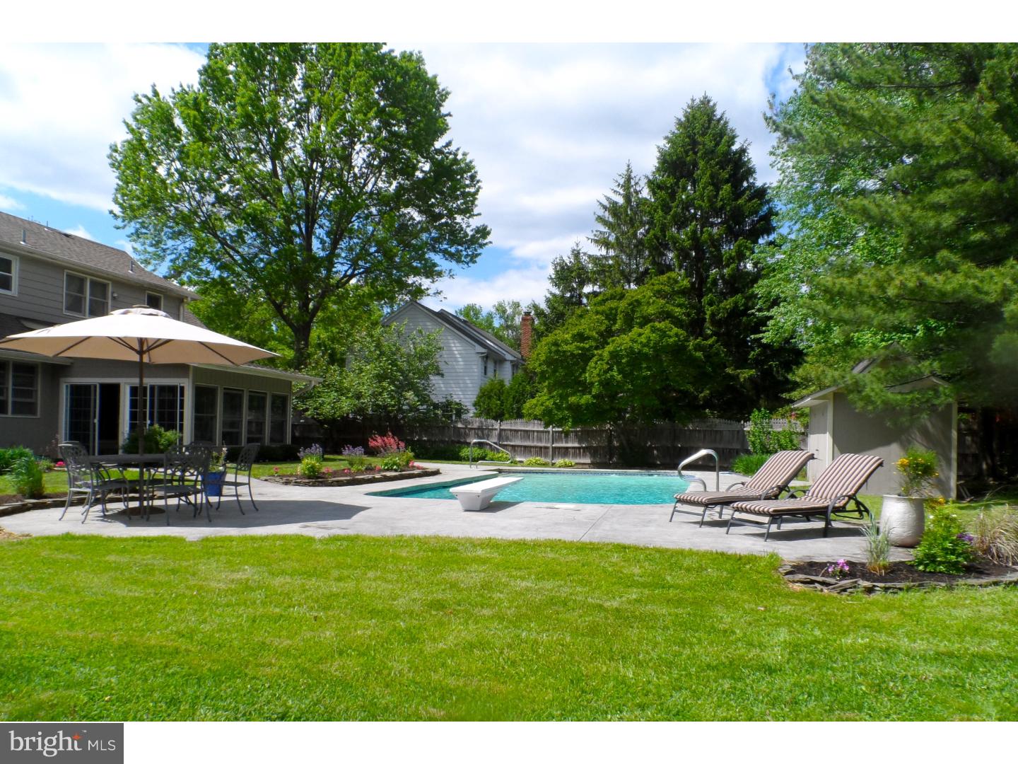 508 Sentinel Road Moorestown, NJ 08057 - Photo 8 of 24 Exterior Back