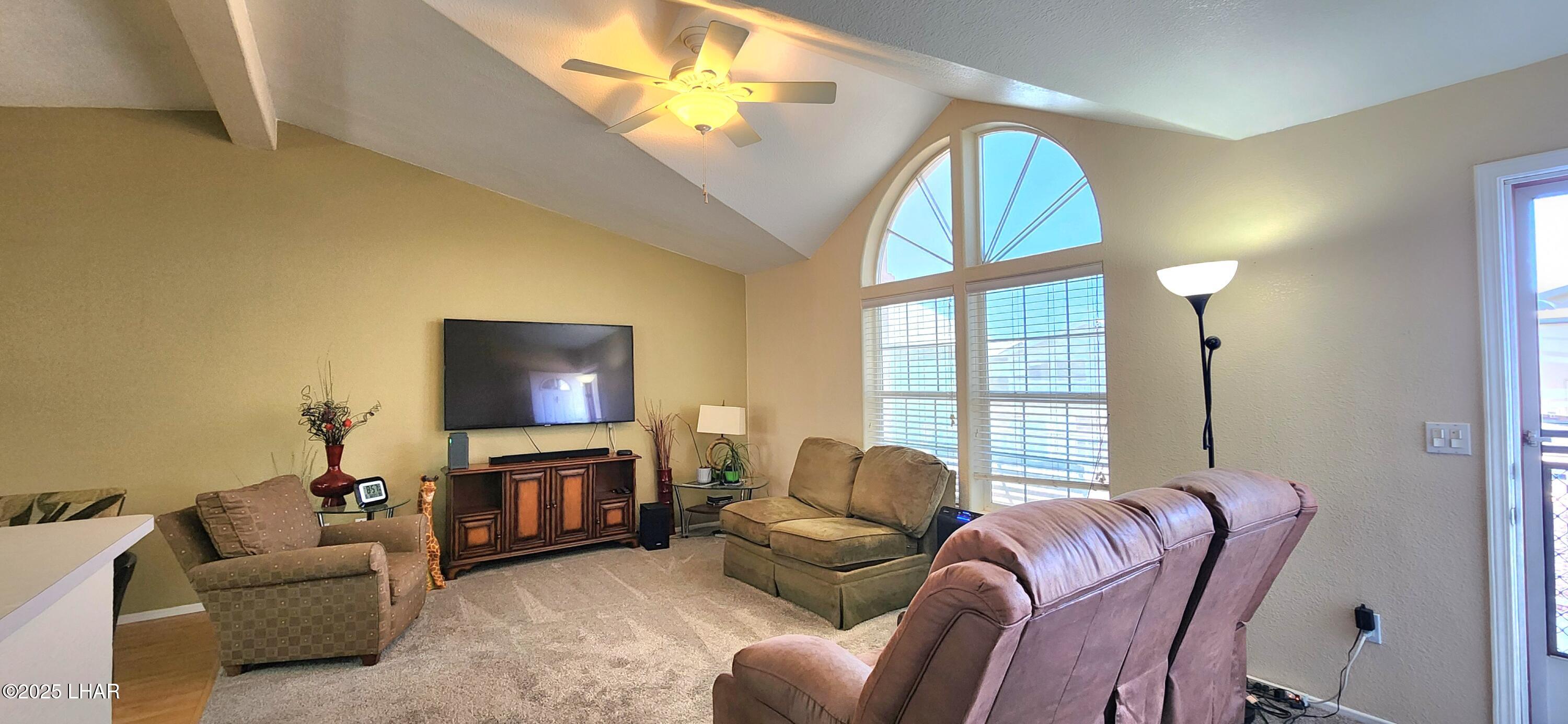 1545 East El Rodeo Road, Unit LOT 18 Fort Mohave, AZ 86426 - Photo 4 of 78 Living room