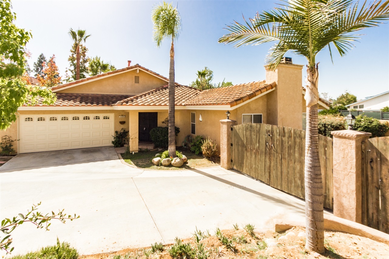 13301 Jonathan Park Lane Poway, CA 92064 - Photo 2 of 25