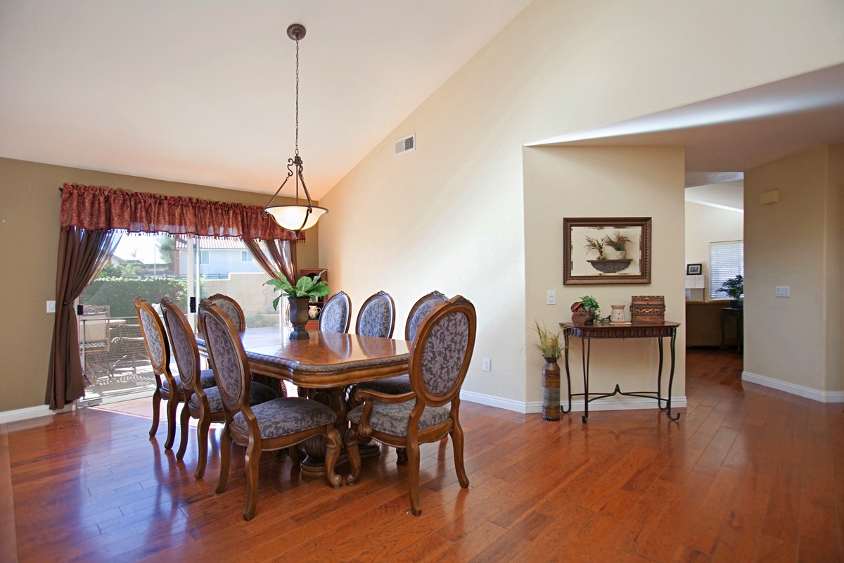 13301 Jonathan Park Lane Poway, CA 92064 - Photo 7 of 25