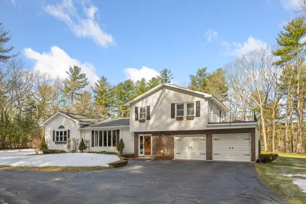 $899,900 | 44 Pine Plain Road, Boxford, MA 01921