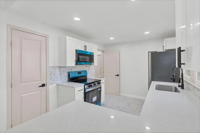 $245,000 | 1223 West 32nd Street, Independence, MO 64055