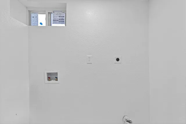 $245,000 | 1223 West 32nd Street, Independence, MO 64055