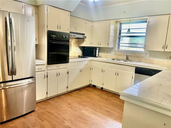 $229,000 | 308 Iris Park Drive, Pineville, LA 71360