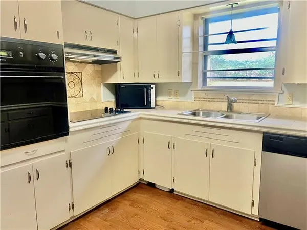 $229,000 | 308 Iris Park Drive, Pineville, LA 71360