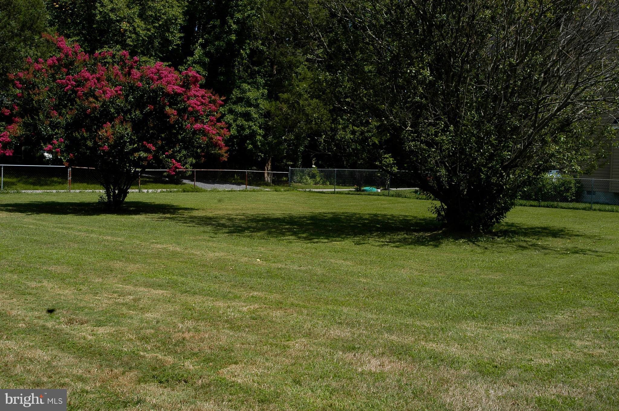 3720 2nd Avenue Edgewater, MD 21037 - Photo 22 of 30 Large Fenced In Side Yard