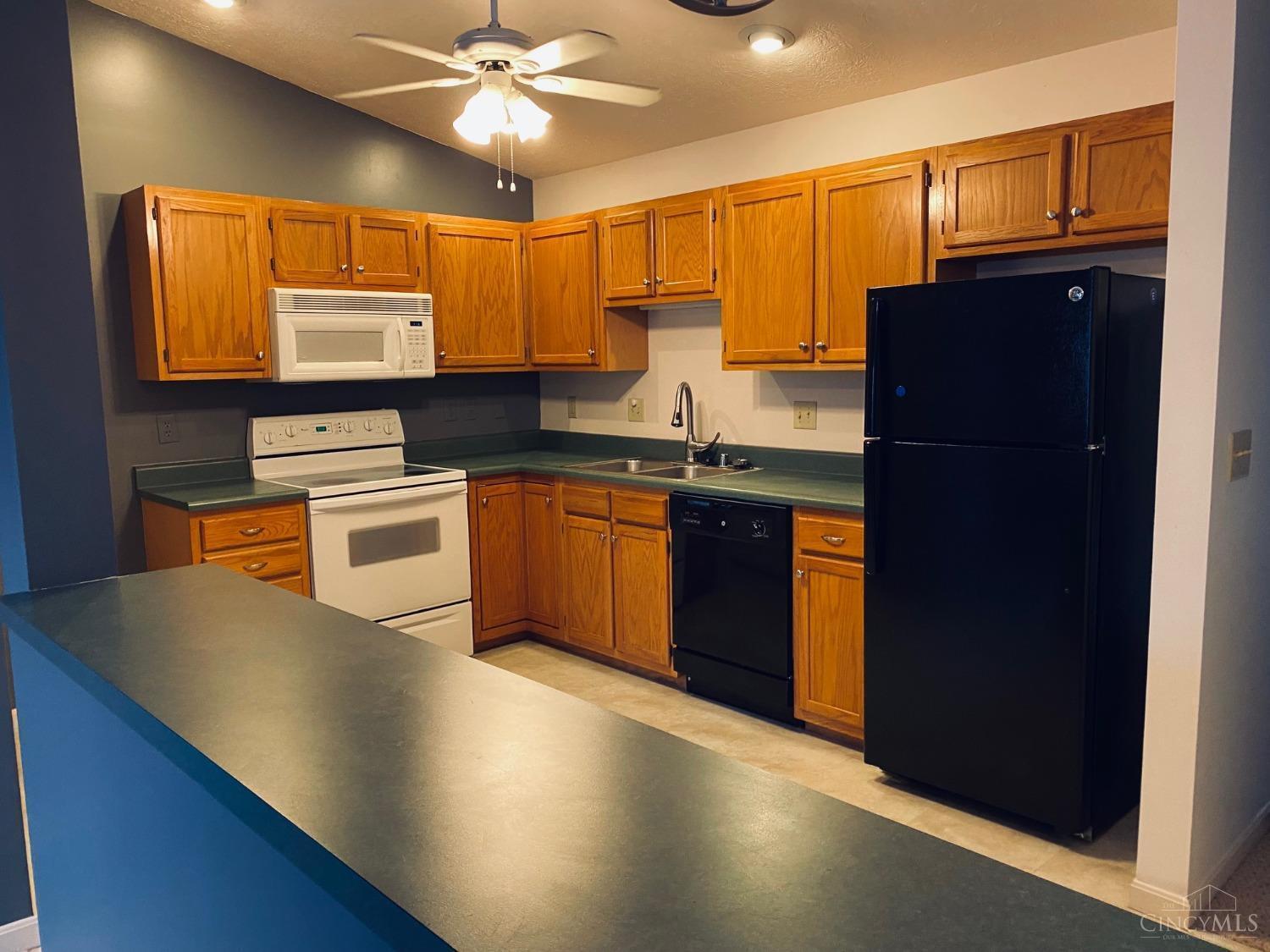 3685 Galbraith Road, Unit 36 Cincinnati, OH 45247 - Photo 8 of 23 Gallery Image 8