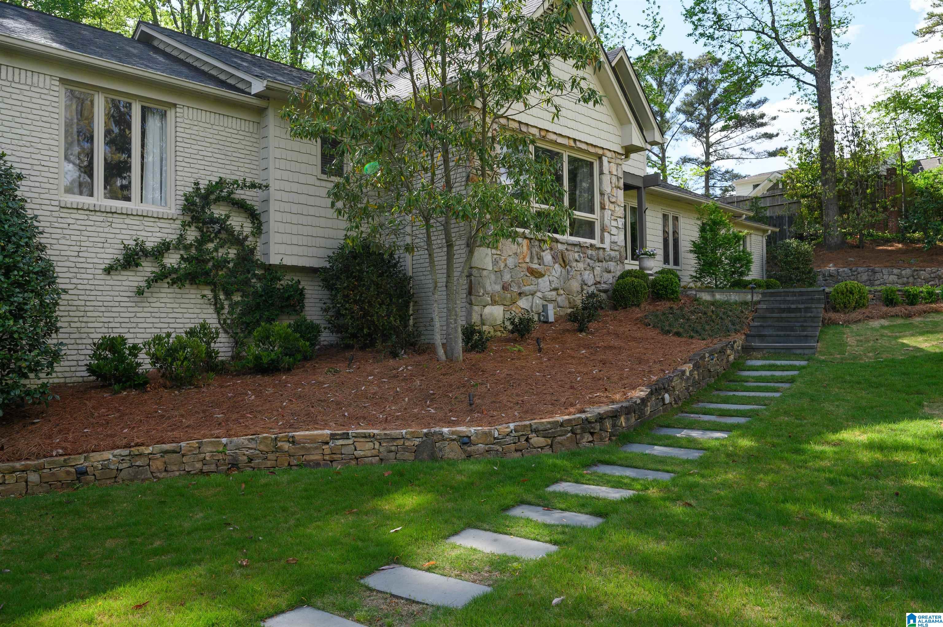 4246 Chickamauga Road Birmingham, AL 35213 - Photo 3 of 63