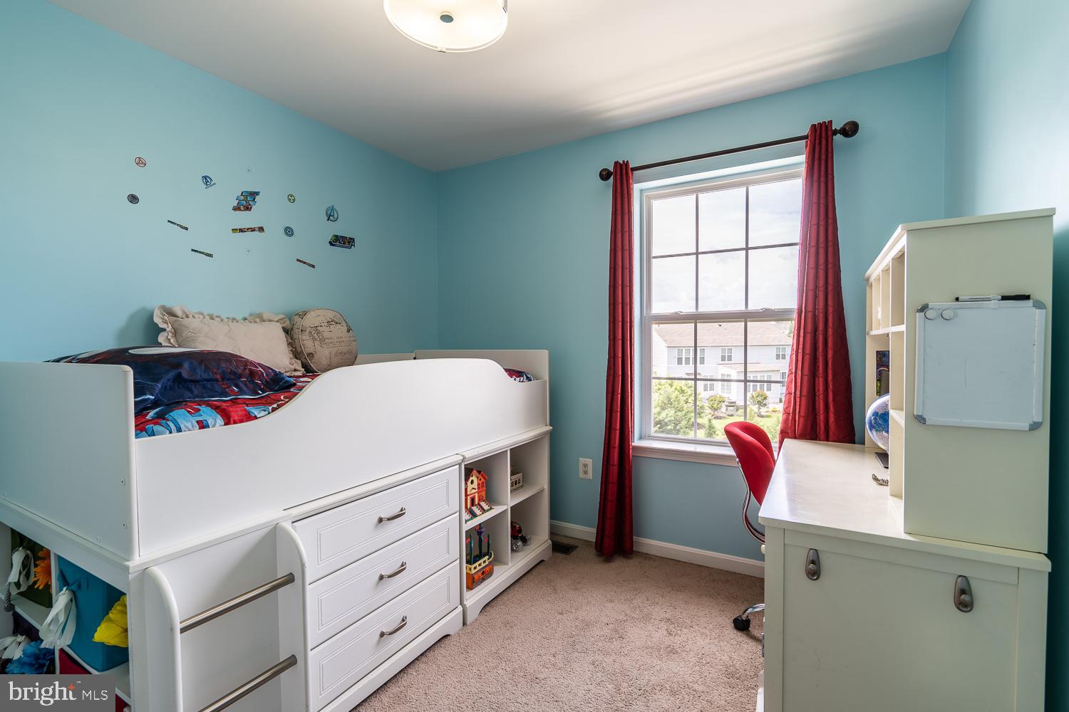 25676 Pleasant Valley Road Chantilly, VA 20152 - Photo 23 of 36 Kids Bed Room