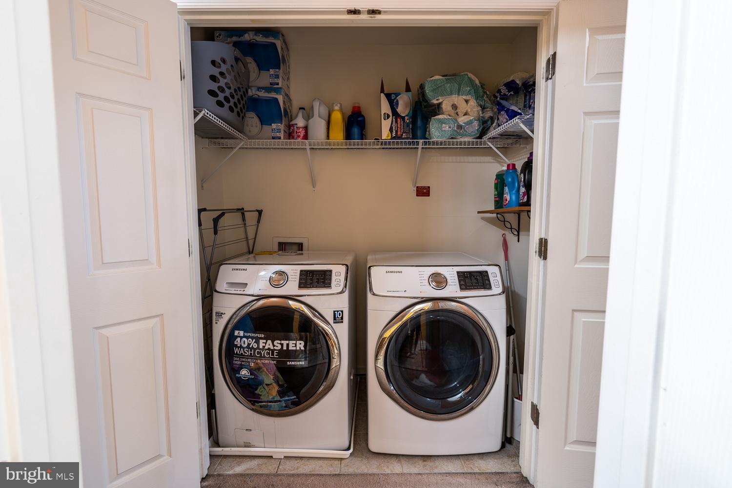 25676 Pleasant Valley Road Chantilly, VA 20152 - Photo 24 of 36 Front Loading Washer and Driyer