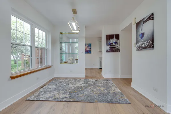 $425,000 | 2944 Oak Court, Unit 2944, Schaumburg, IL 60193