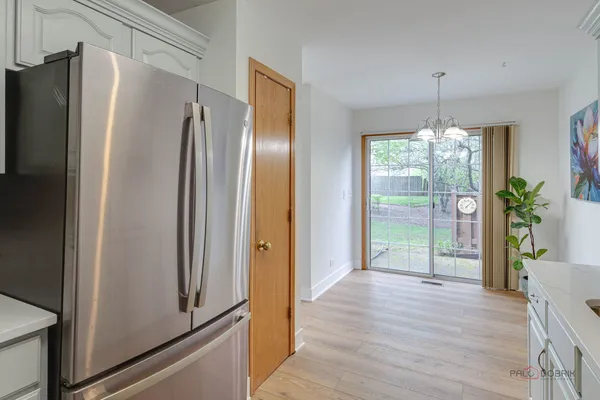 $425,000 | 2944 Oak Court, Unit 2944, Schaumburg, IL 60193
