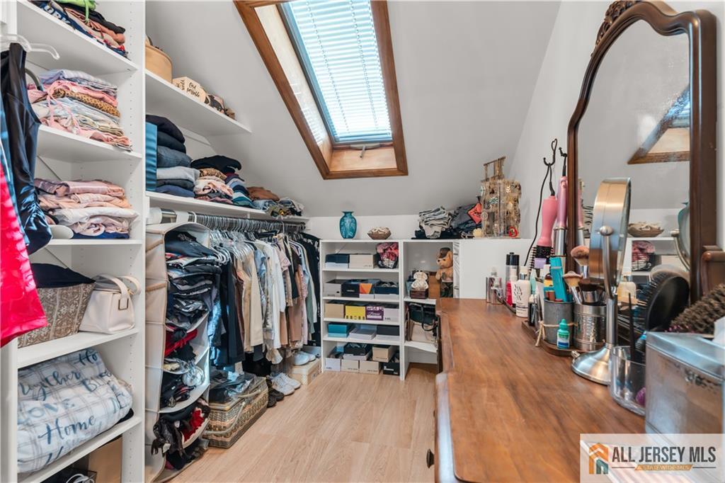 8 Smalley Road Edison, NJ 08817 - Photo 22 of 39