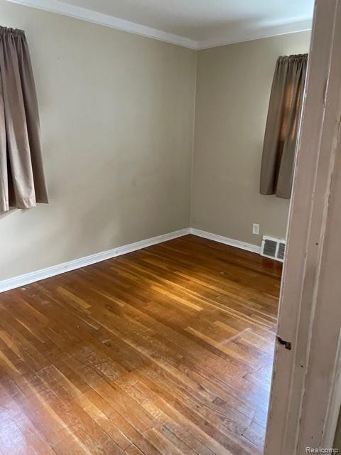 25256 Hayes Road Roseville, MI 48066 - Photo 5 of 18
