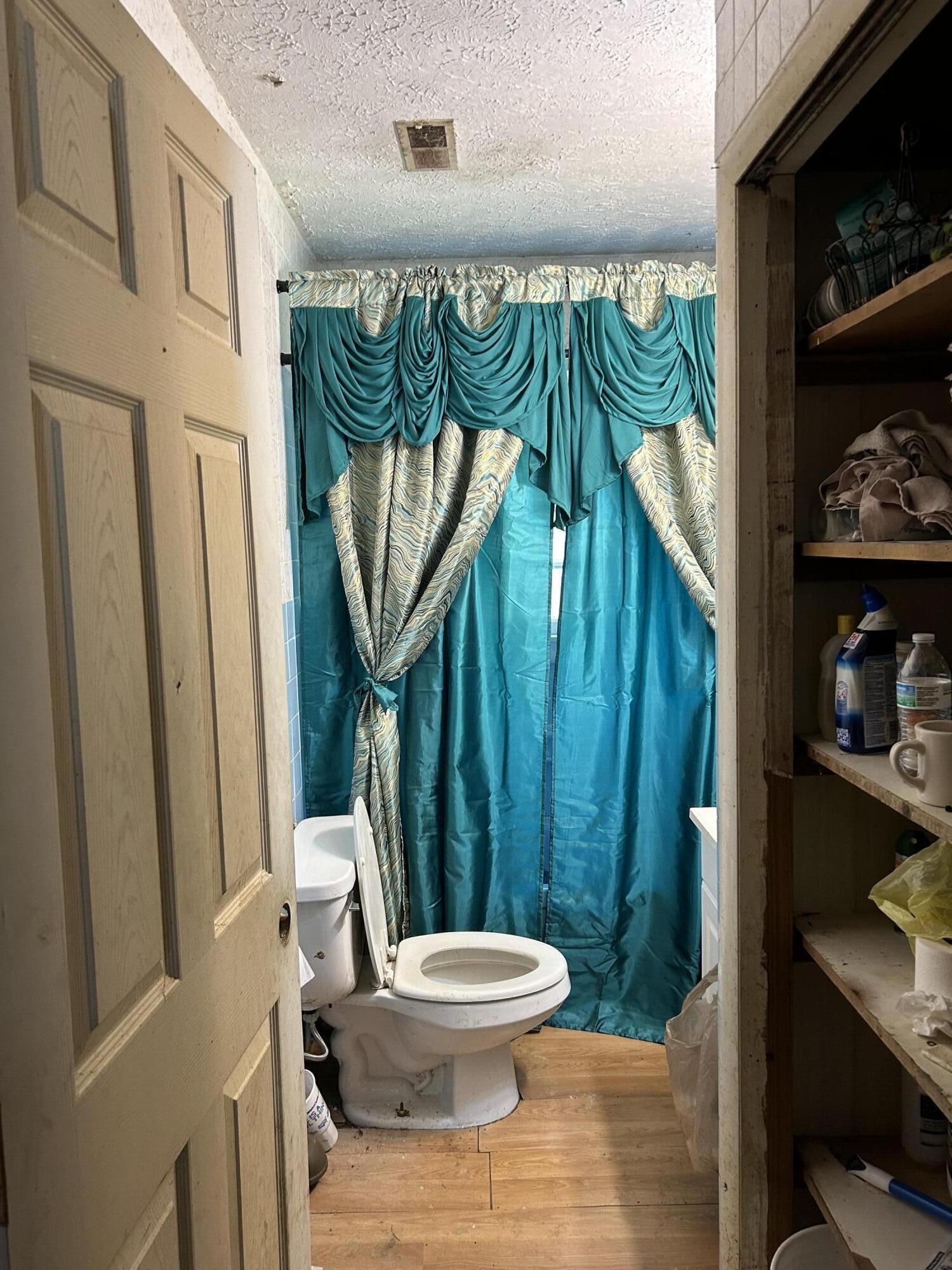 461 Pughs Ferry Road Cynthiana, KY 41031 - Photo 8 of 8 bathroom