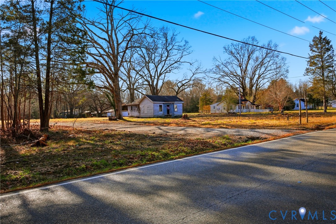 1675 Meadow Road Sandston, VA 23150 - Photo 3 of 13