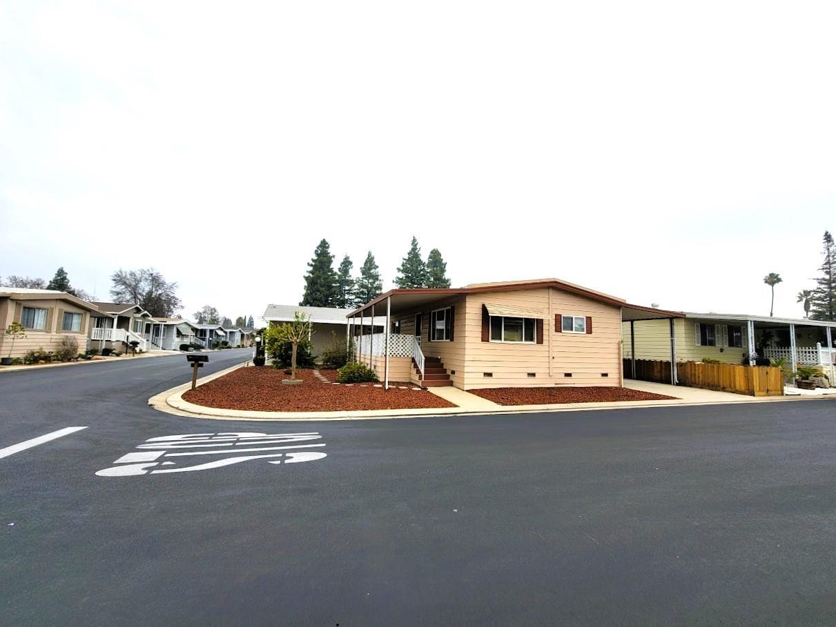 3900 Waimea Lane Modesto, CA 95355 - Photo 2 of 5