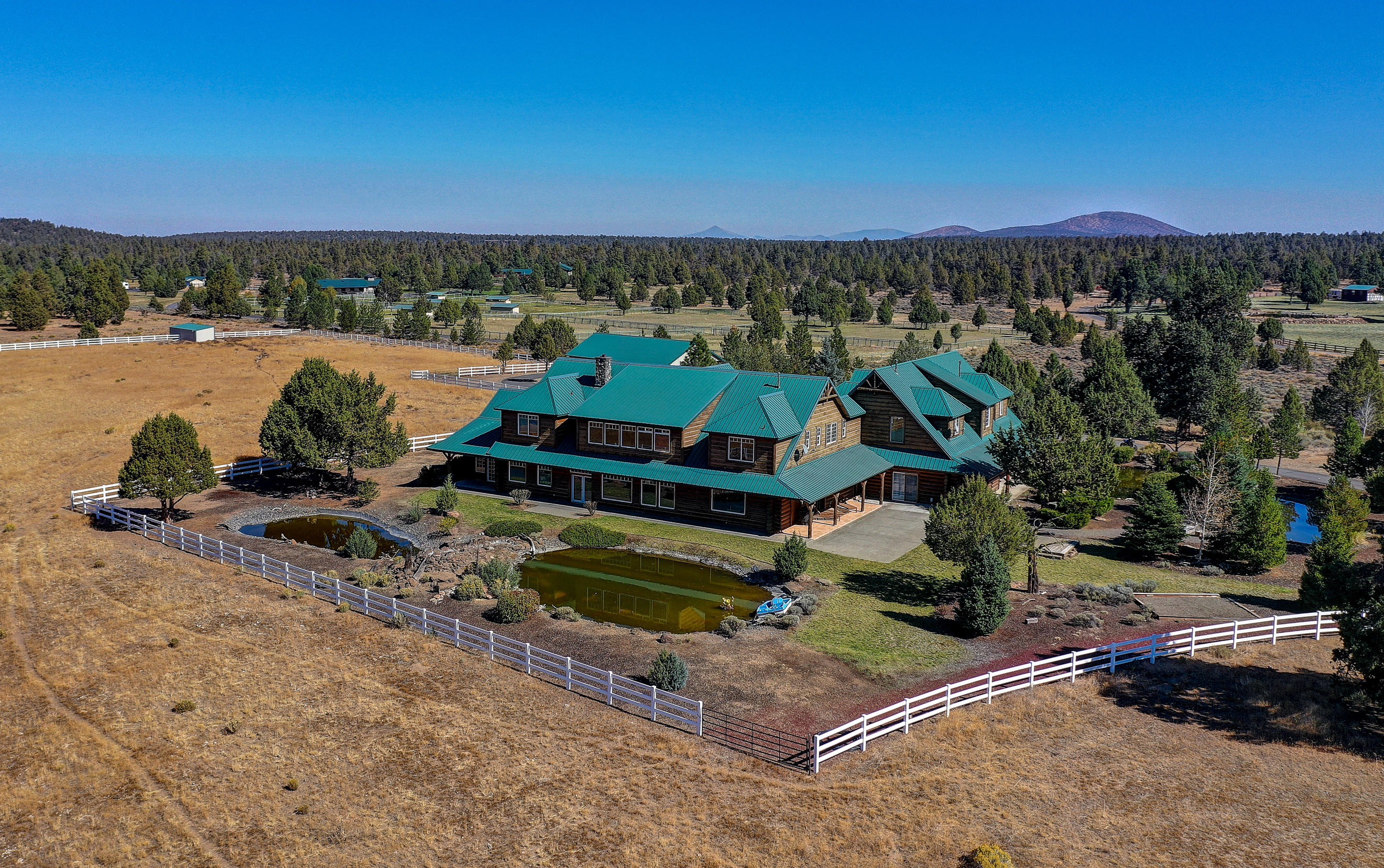 18540 Plainview Road Bend, OR 97703 - Photo 2 of 39 18540 Plainview Road MLS-93