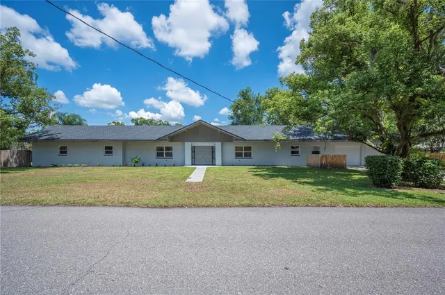 $379,950 | 410 Tecumseh Avenue, Fort Meade, FL 33841