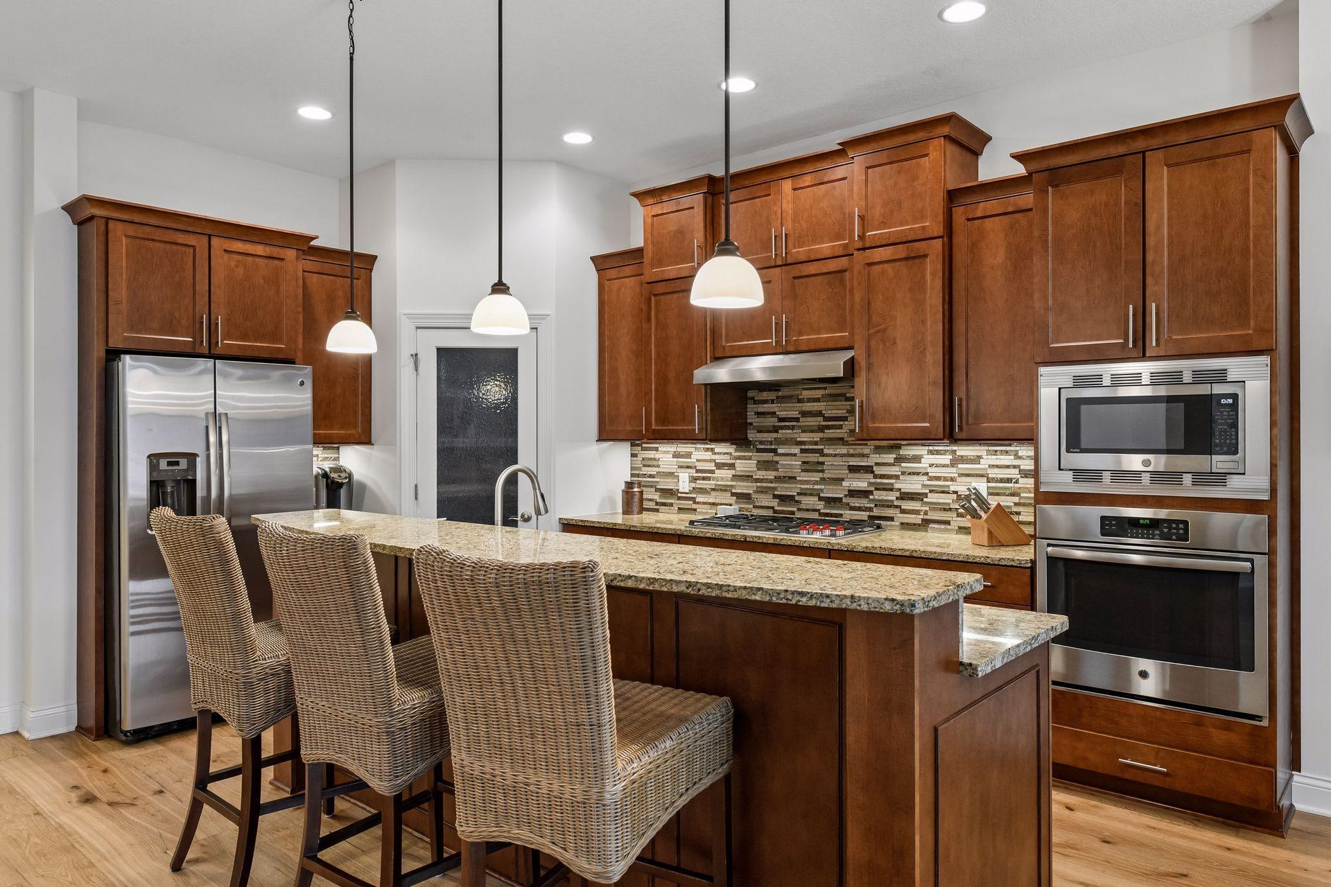 8736 Lake Riley Drive Chanhassen, MN 55317 - Photo 14 of 99