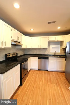$1,997 | 157 Azalea Court, Unit 211, Upper Marlboro, MD 20774