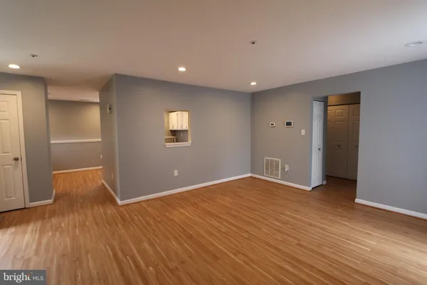 $1,997 | 157 Azalea Court, Unit 211, Upper Marlboro, MD 20774