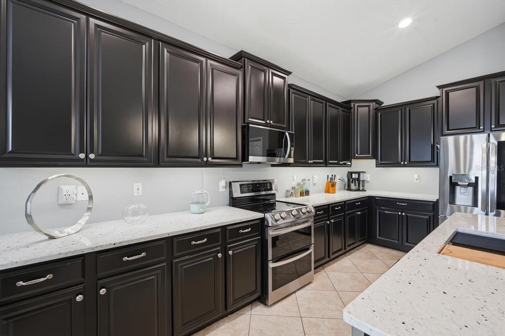 11604 Sunburst Marble Road Riverview, FL 33579 - Photo 11 of 39