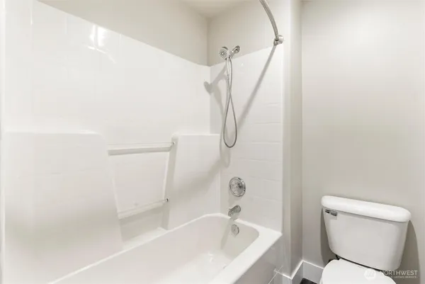 $565,000 | 11607 9th Drive Southeast, Everett, WA 98208