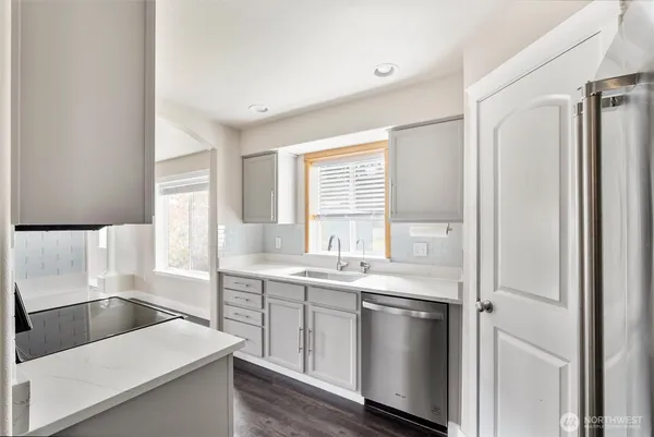 $565,000 | 11607 9th Drive Southeast, Everett, WA 98208